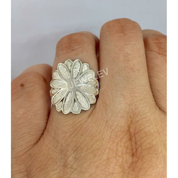 Dusted Sunflower Ring